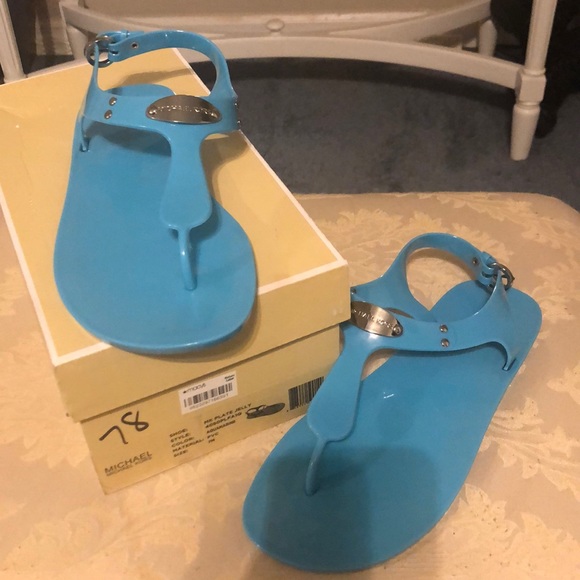 Michael Kors jelly sandals - Picture 2 of 3